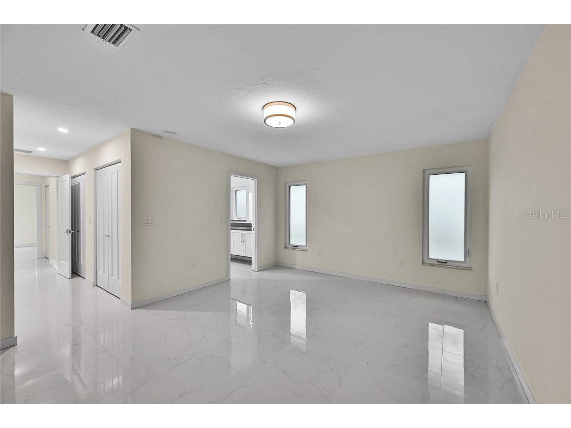 3119 Pinecrest Street Sarasota FL 34239 A4671289 image41