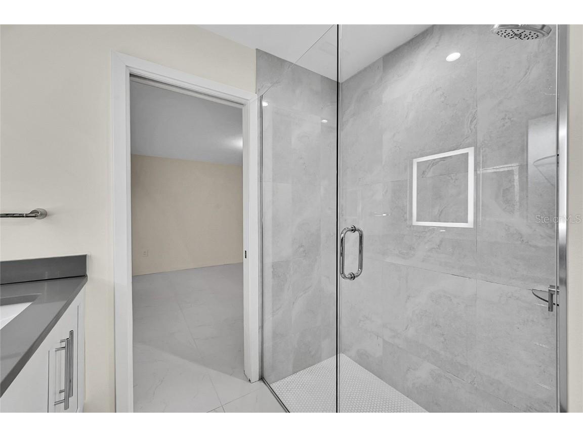 3119 Pinecrest Street Sarasota FL 34239 A4671289 image44