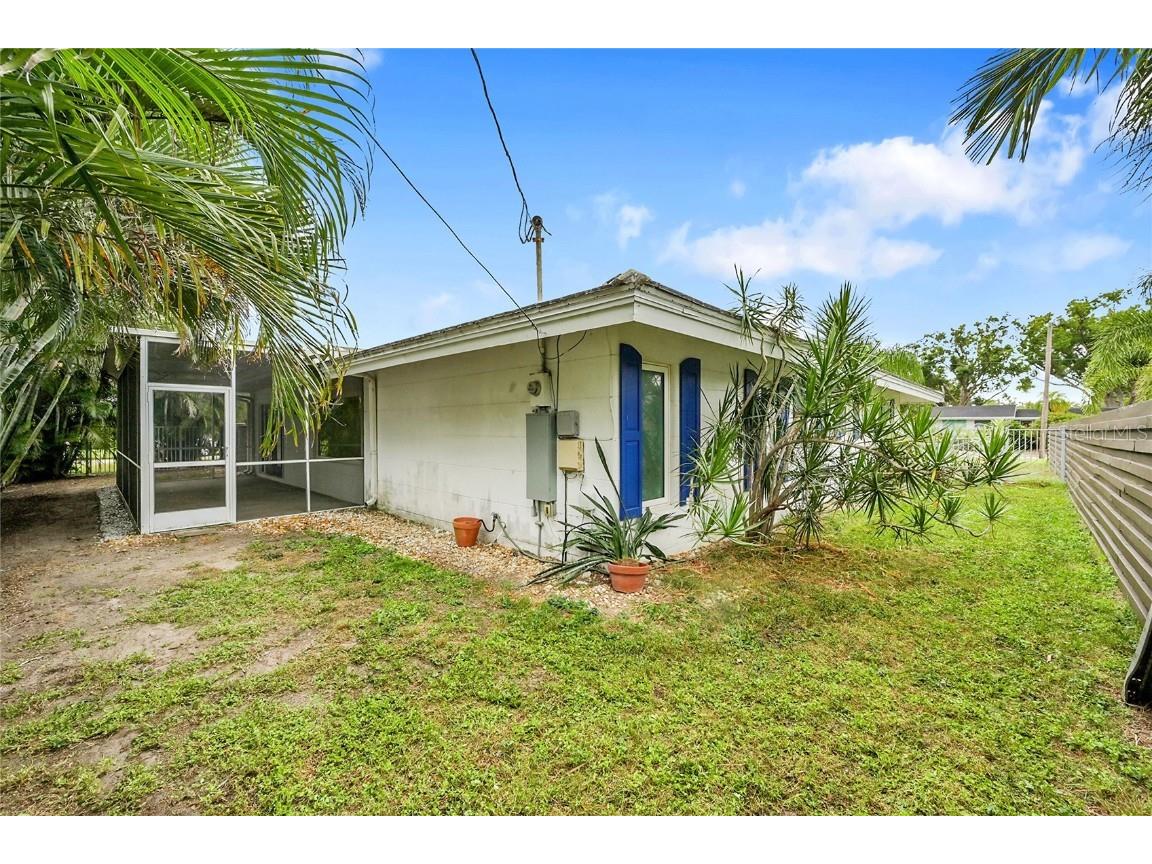 3119 Pinecrest Street Sarasota FL 34239 A4671289 image50