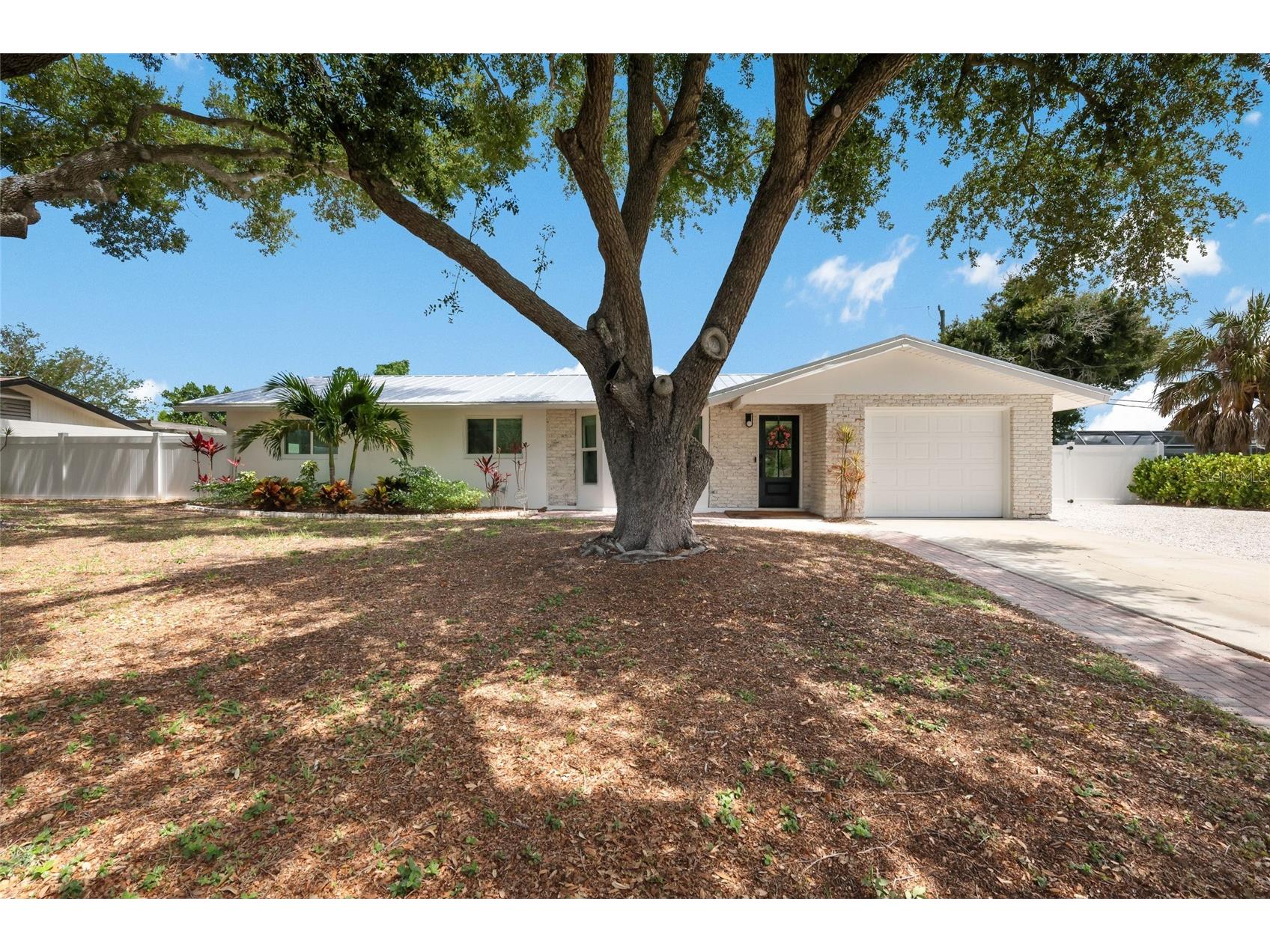 3119 Rose Street Sarasota FL 34239 A4694570 image2