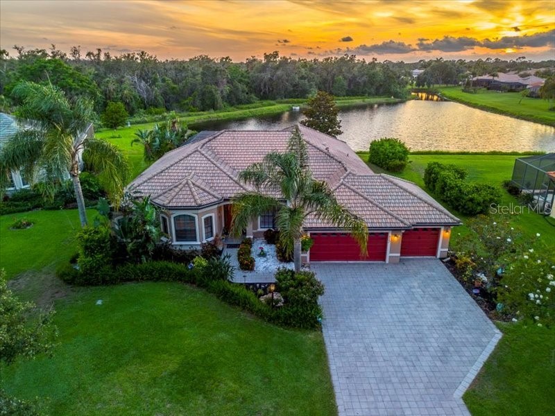 312 148th Court NE Bradenton FL 34212 A4664631 image1