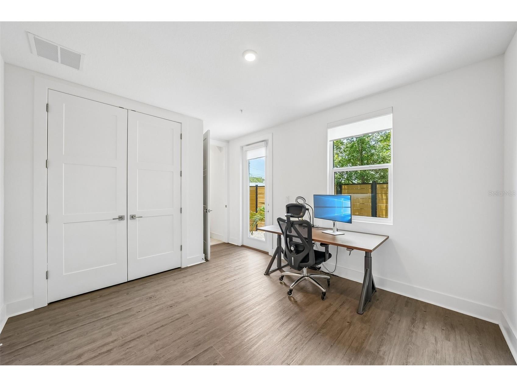 312 15th Street N Saint Petersburg FL 33705 TB8529504 image10