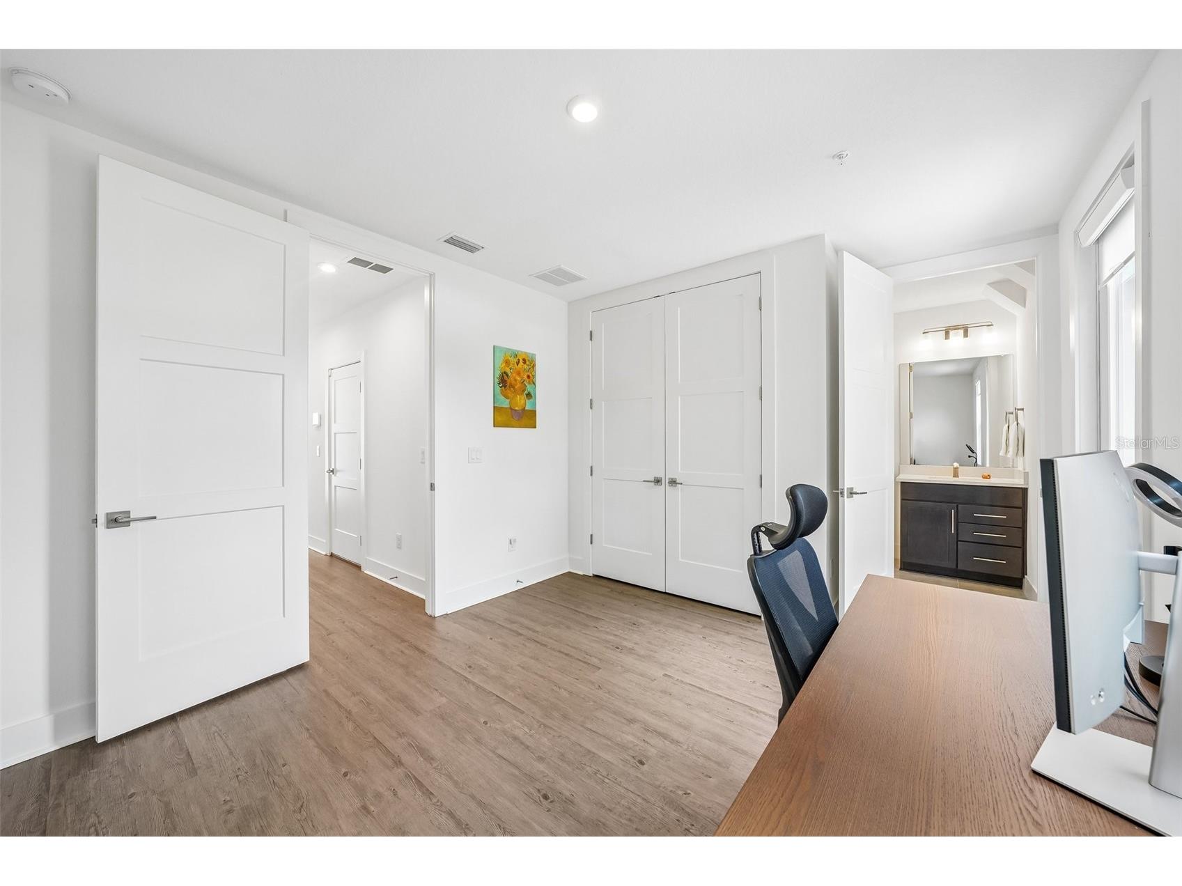 312 15th Street N Saint Petersburg FL 33705 TB8529504 image11