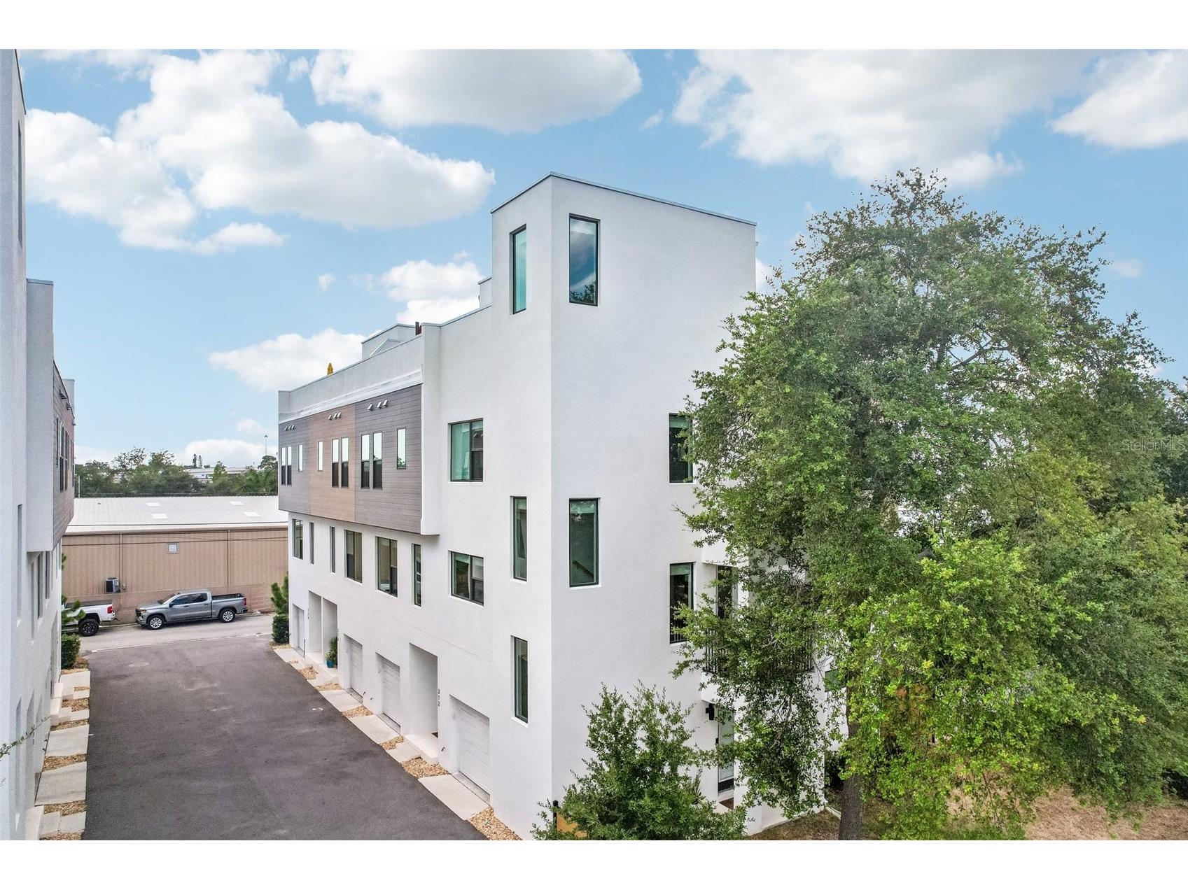 312 15th Street N Saint Petersburg FL 33705 TB8529504 image35