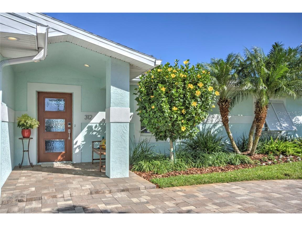 312 173rd Avenue E North Redington Beach FL 33708 U8194186 image1