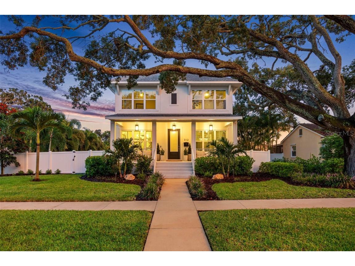 312 35th Avenue NE Saint Petersburg FL 33704 TB8417201 image1