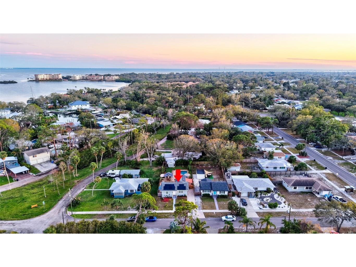 312 46th Avenue S Saint Petersburg FL 33705 TB8355769 image1