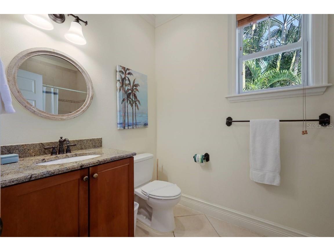 312 61st Street #B Holmes Beach FL 34217 A4634197 image16