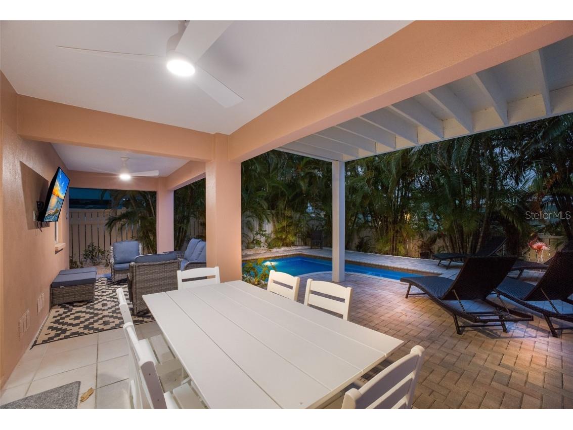 312 61st Street #B Holmes Beach FL 34217 A4634197 image22