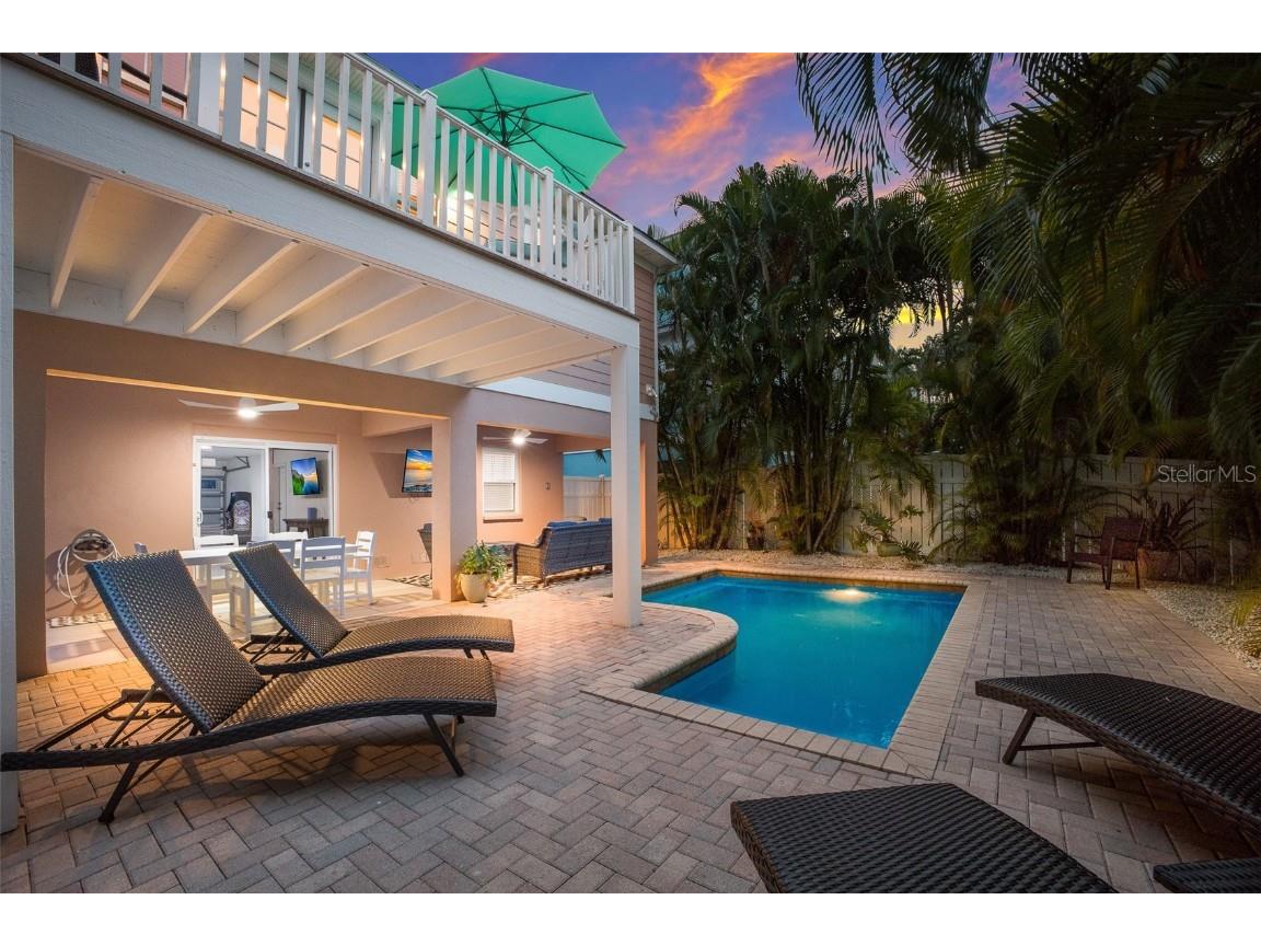 312 61st Street #B Holmes Beach FL 34217 A4634197 image24