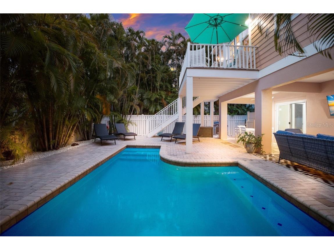 312 61st Street #B Holmes Beach FL 34217 A4634197 image25