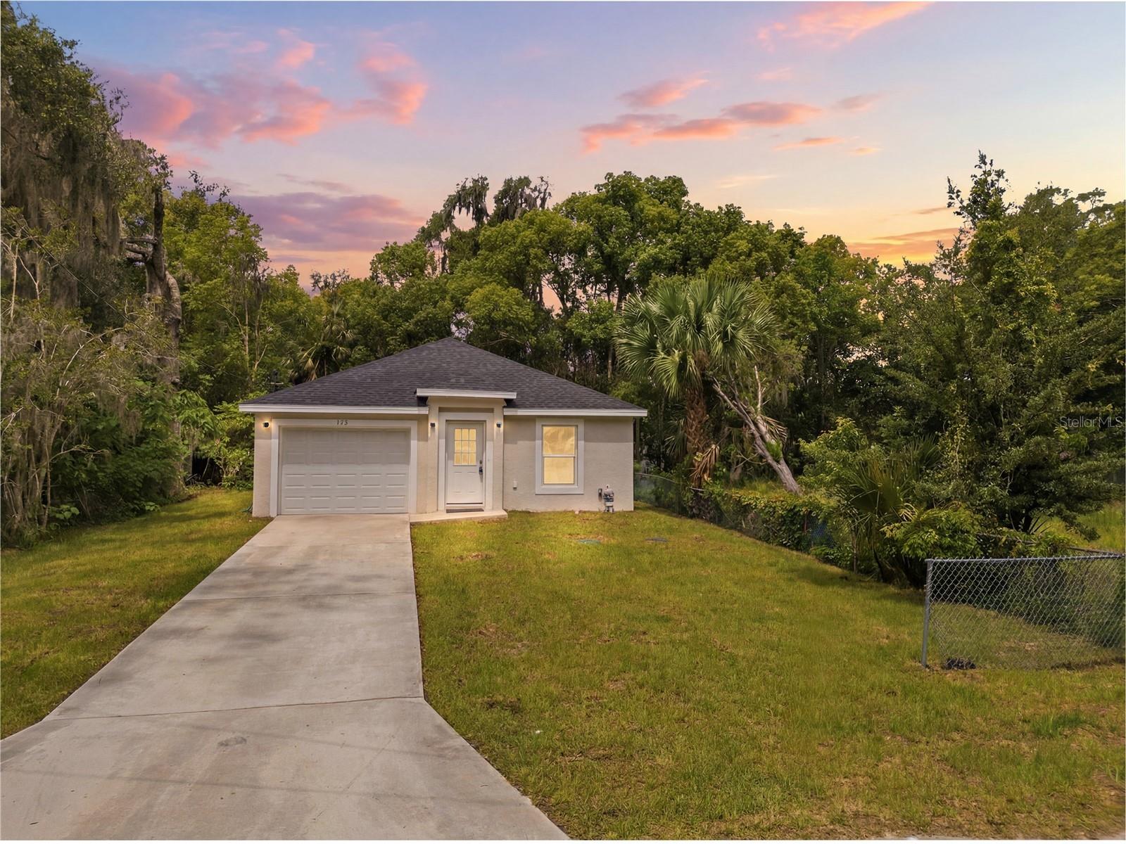 312 Albany Avenue Deland FL 32724 O6413959 image2