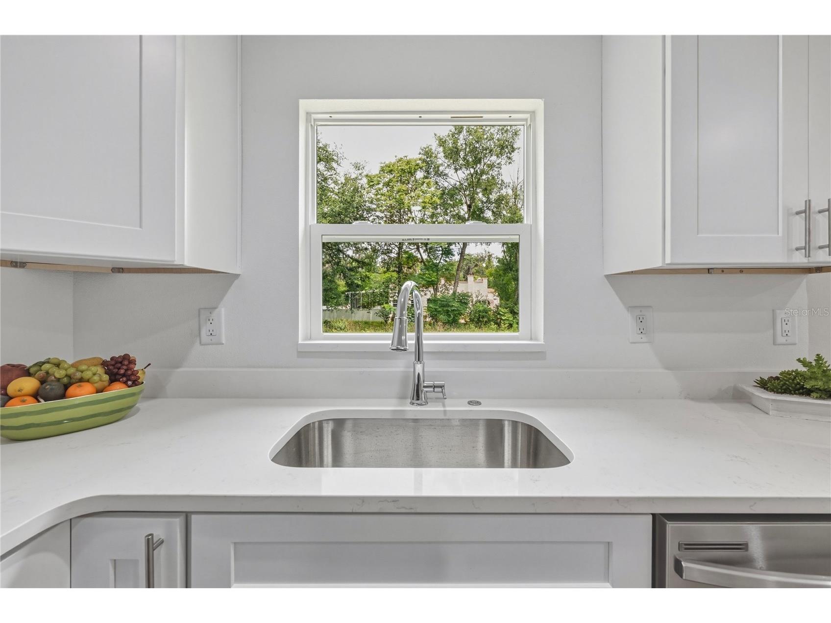 312 Albany Avenue Deland FL 32724 O6413959 image8