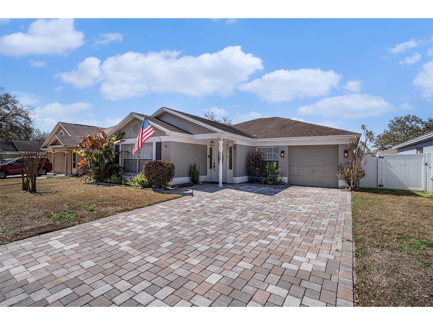 312 Benson Street Valrico FL 33594 W7883089 image1