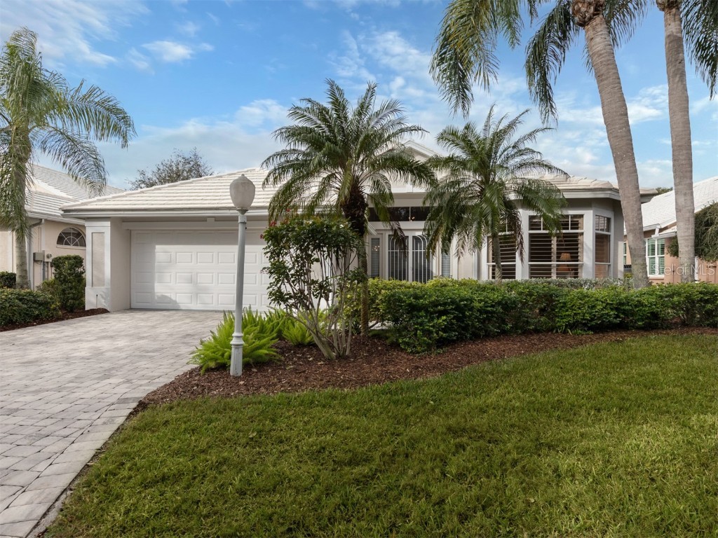 312 Bermuda Court #12 Venice FL 34293 N6130137 image1