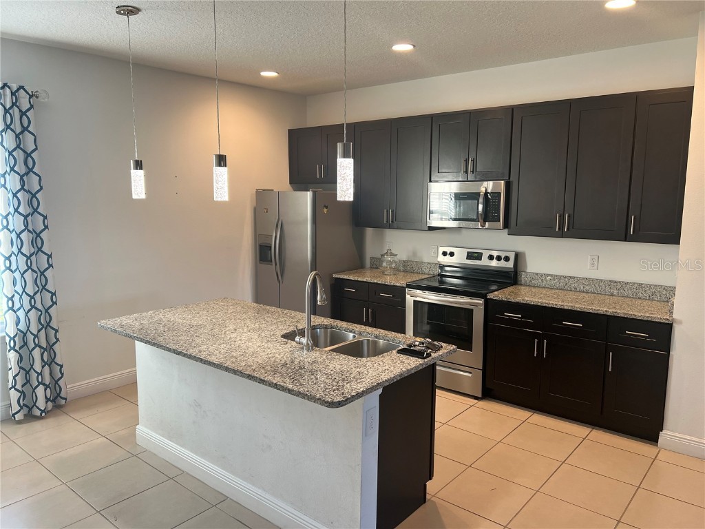 312 Clearwater Lane Kissimmee FL 34759 O6361443 image2