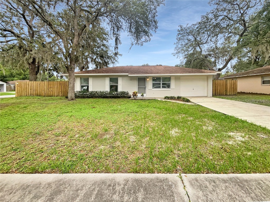 312 Deborah Avenue Leesburg FL 34748 O6121137 image1
