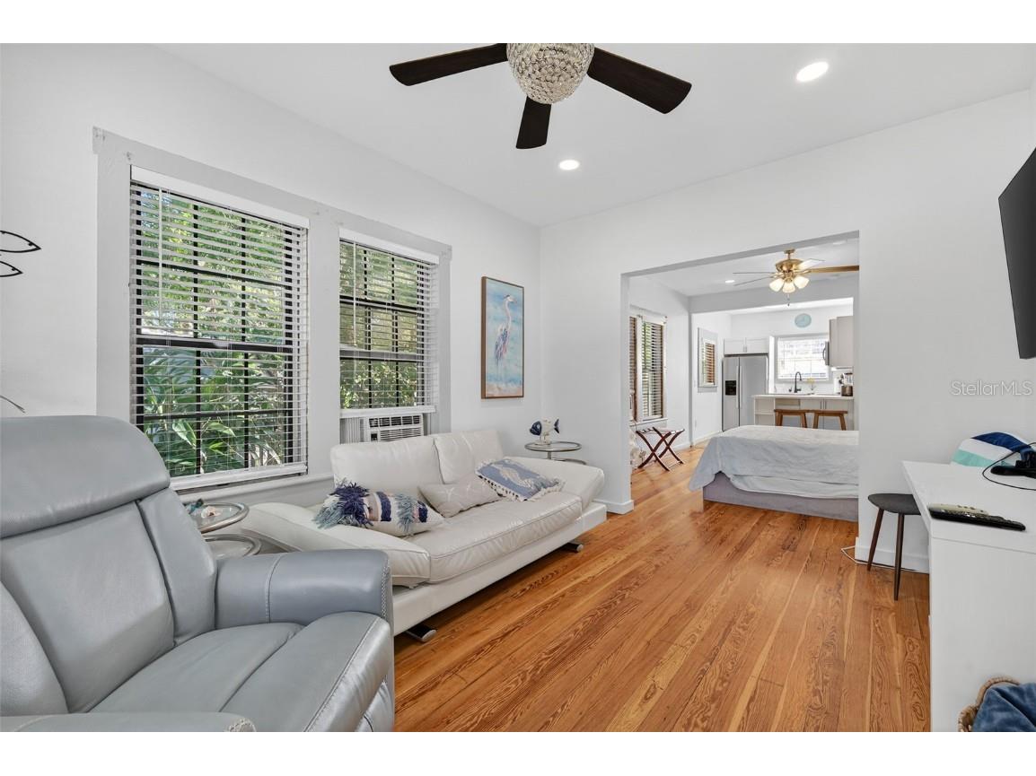 312 E Orange Street #B Tarpon Springs FL 34689 W7880911 image40