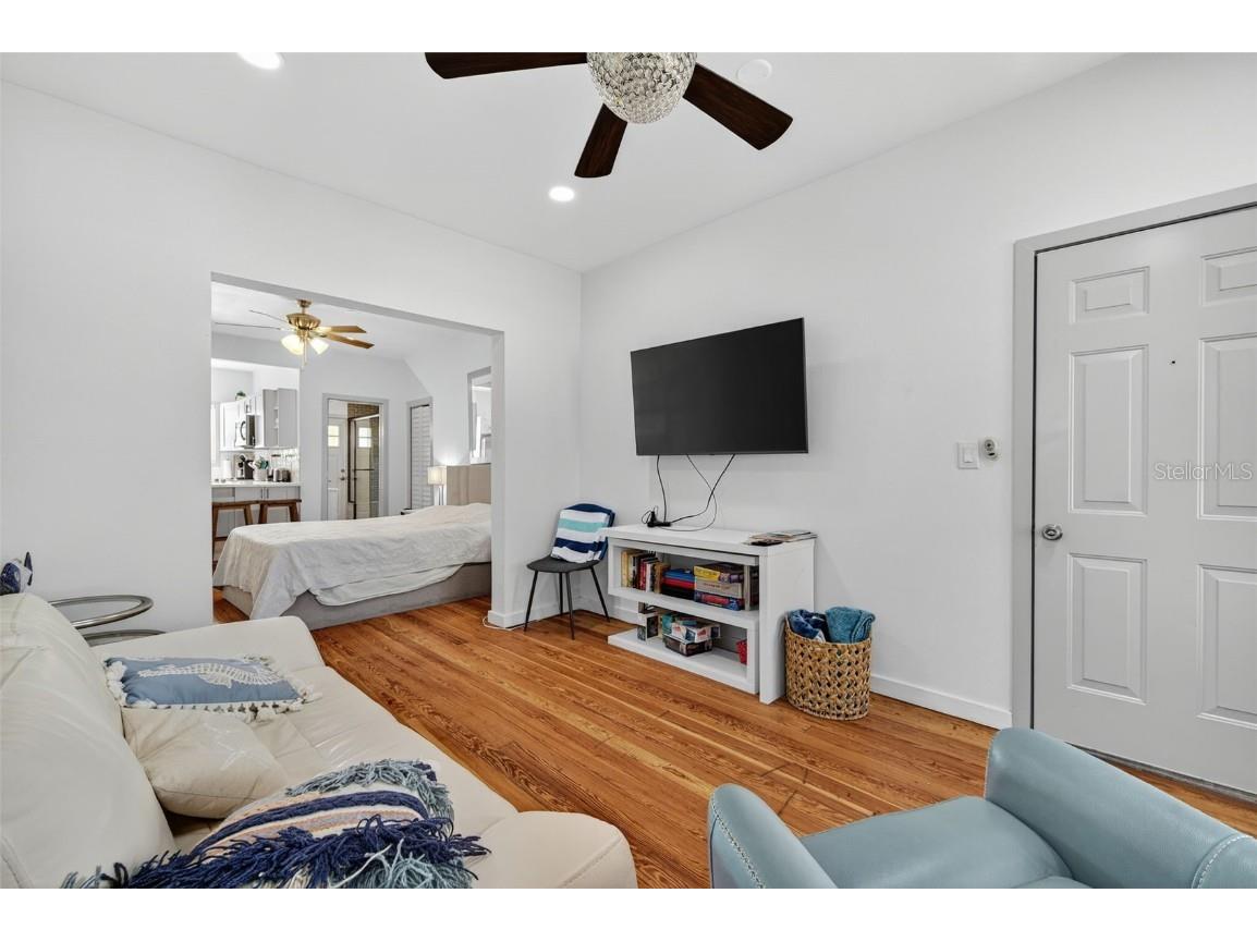 312 E Orange Street #B Tarpon Springs FL 34689 W7880911 image41