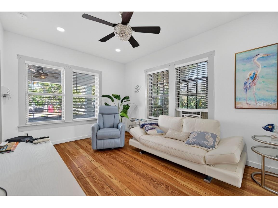 312 E Orange Street #B Tarpon Springs FL 34689 W7880911 image43