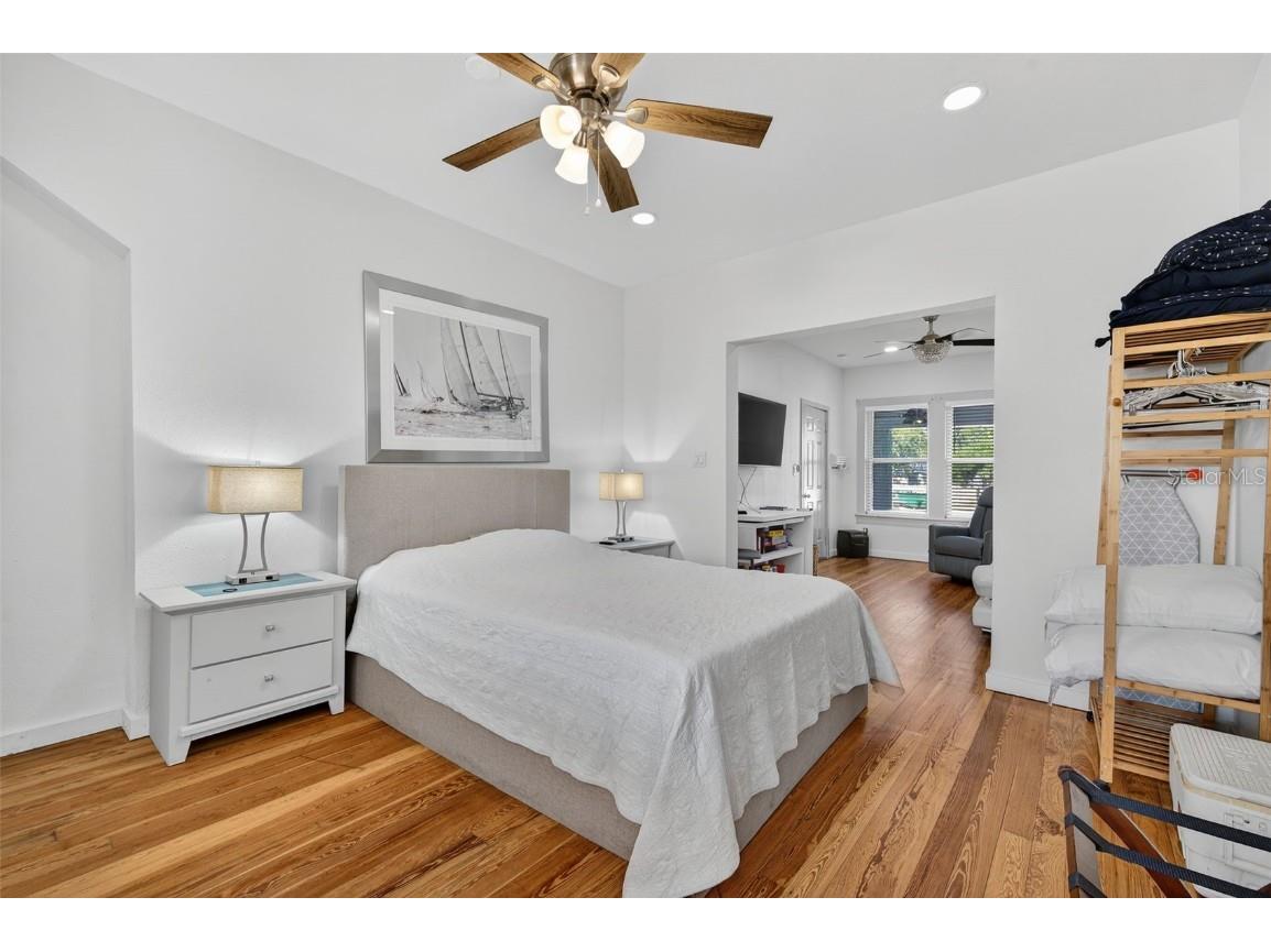 312 E Orange Street #B Tarpon Springs FL 34689 W7880911 image46