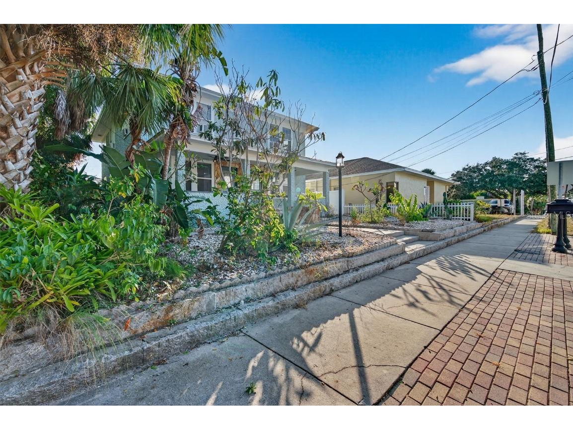 312 E Orange Street #B Tarpon Springs FL 34689 W7880911 image5