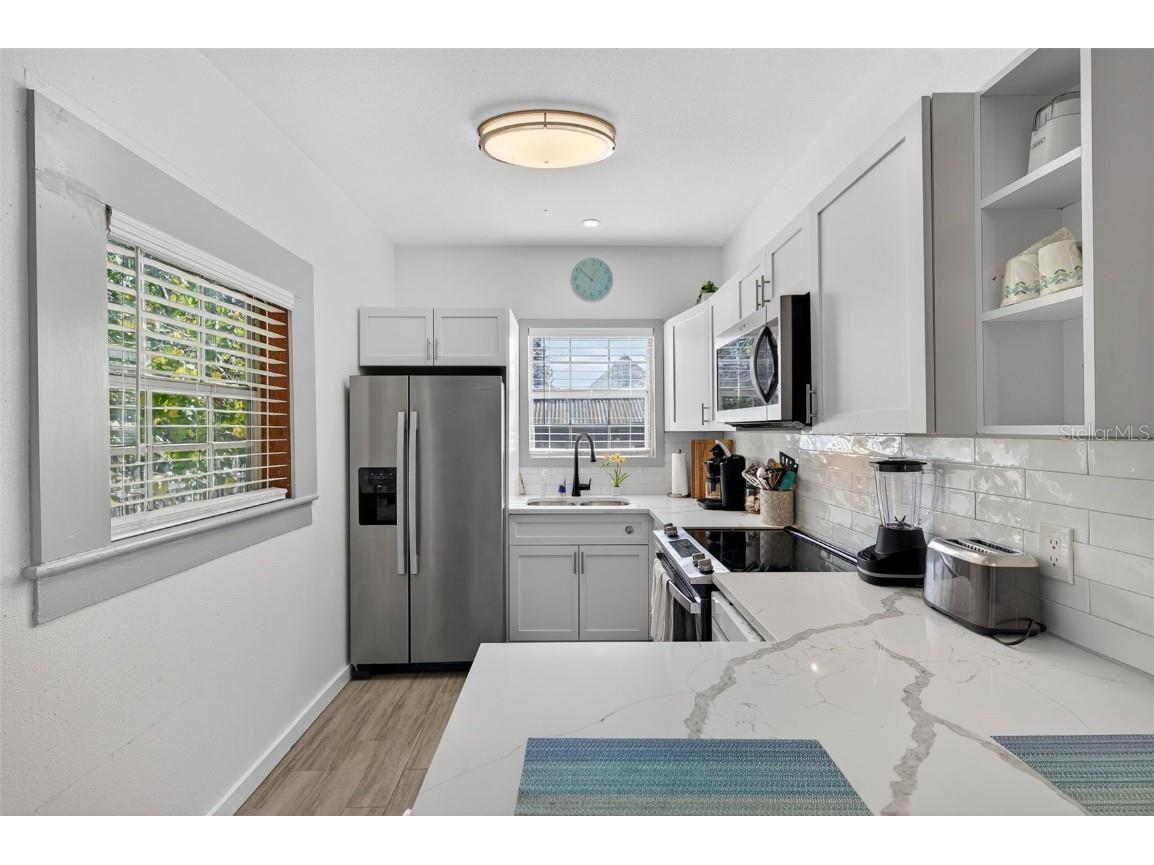 312 E Orange Street #B Tarpon Springs FL 34689 W7880911 image53