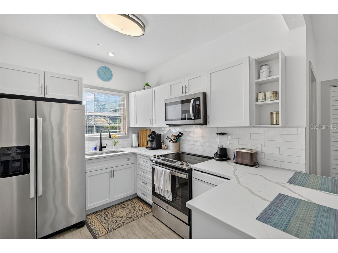 312 E Orange Street #B Tarpon Springs FL 34689 W7880911 image54