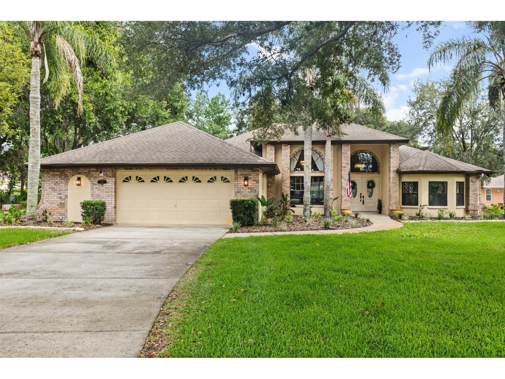 312 Hollow Oak Court Spring Hill FL 34609 TB8515782 image2