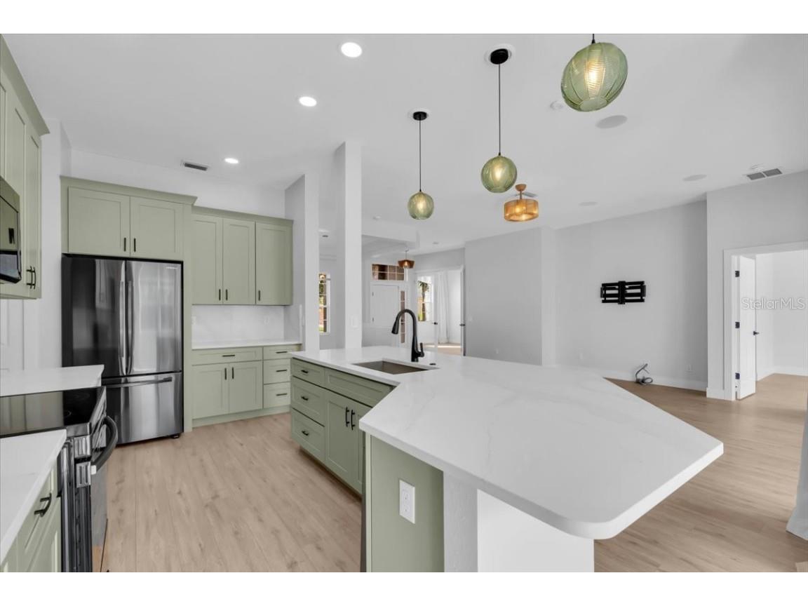 312 Londonderry Drive Sarasota FL 34240 A4673558 image11