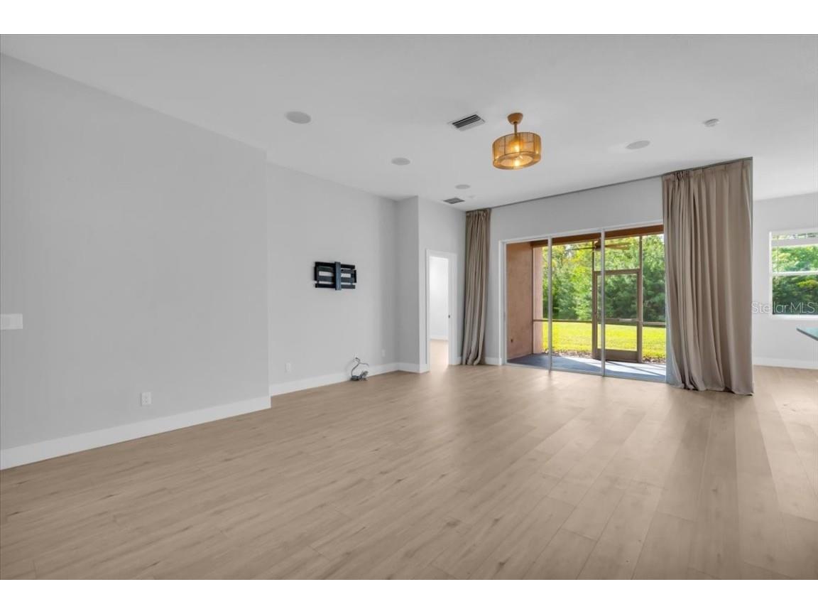 312 Londonderry Drive Sarasota FL 34240 A4673558 image14