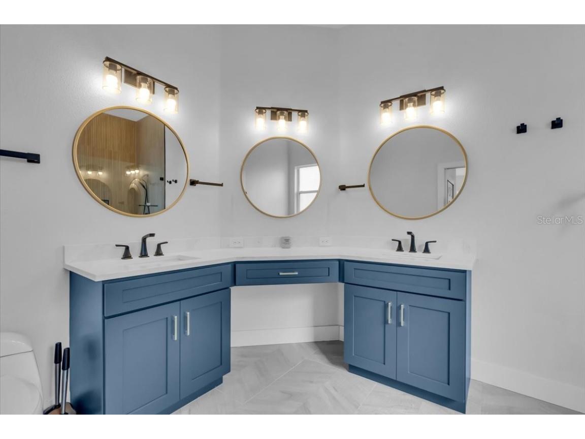 312 Londonderry Drive Sarasota FL 34240 A4673558 image21