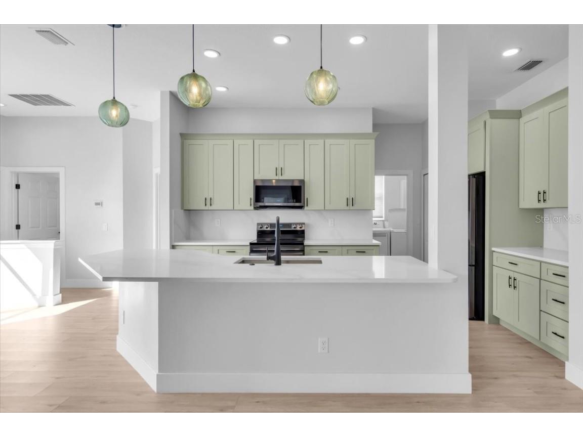 312 Londonderry Drive Sarasota FL 34240 A4673558 image7