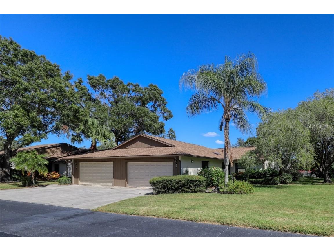 312 Oak Hill Way #25 Sarasota FL 34232 A4588728 image1