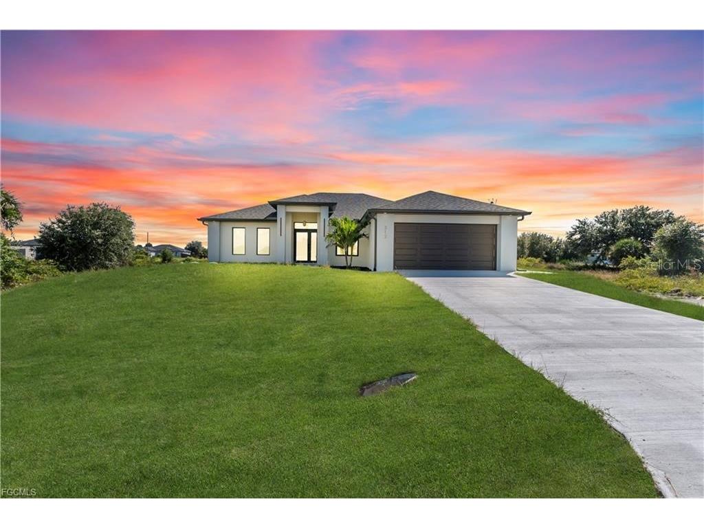 312 Pembroke Street Lehigh Acres FL 33974 A4673301 image1
