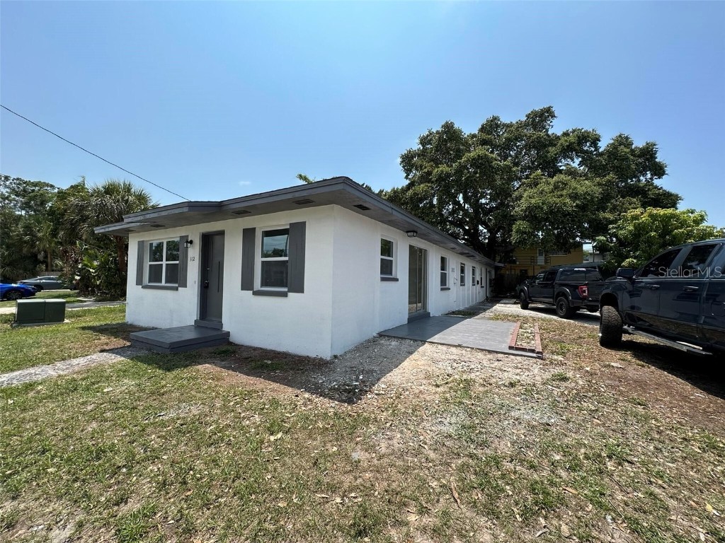 312 S Betty Lane Clearwater FL 33756 O6326357 image1