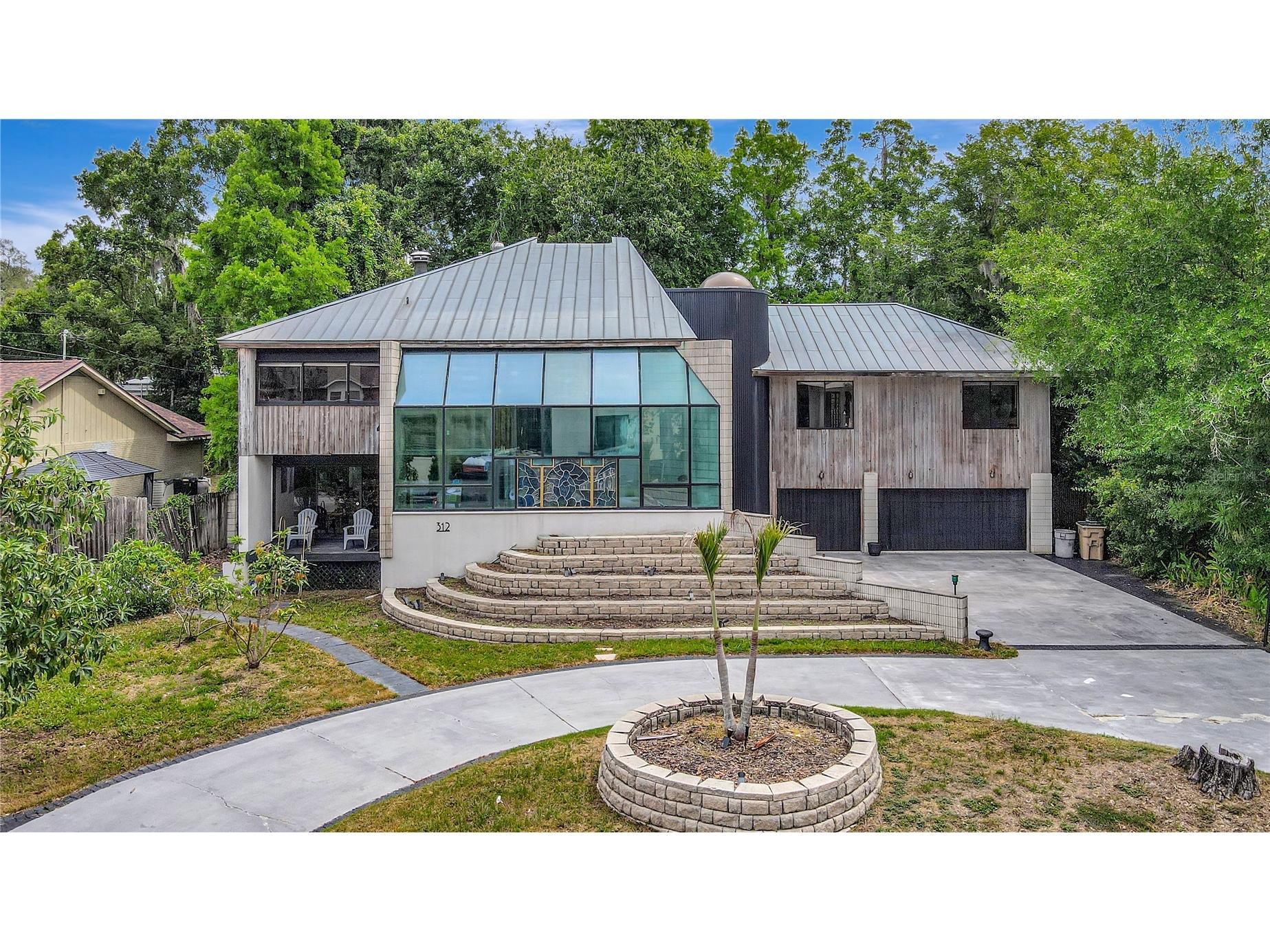 312 S Riverhills Drive Tampa FL 33617 TB8519211 image1