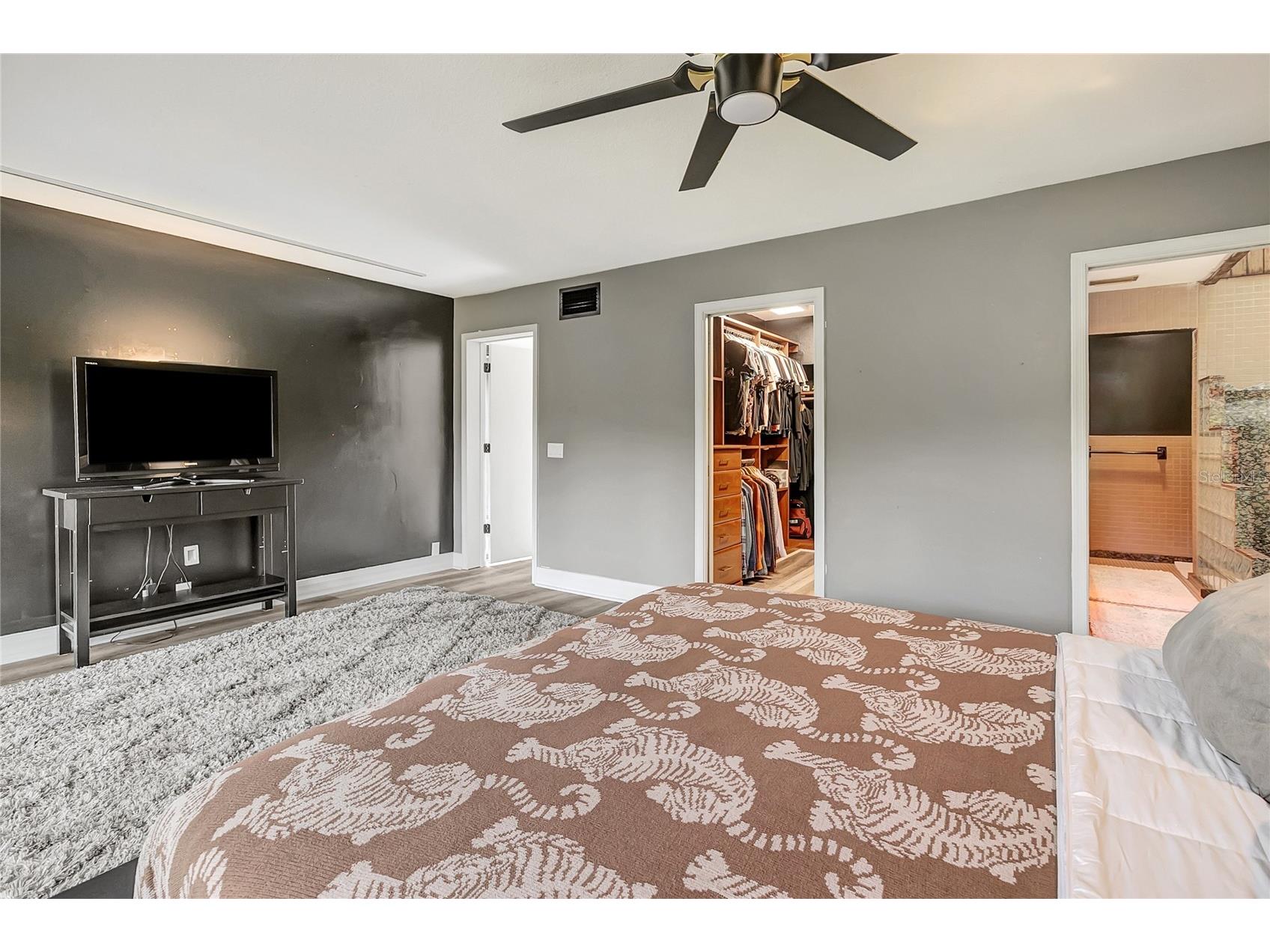 312 S Riverhills Drive Tampa FL 33617 TB8519211 image30