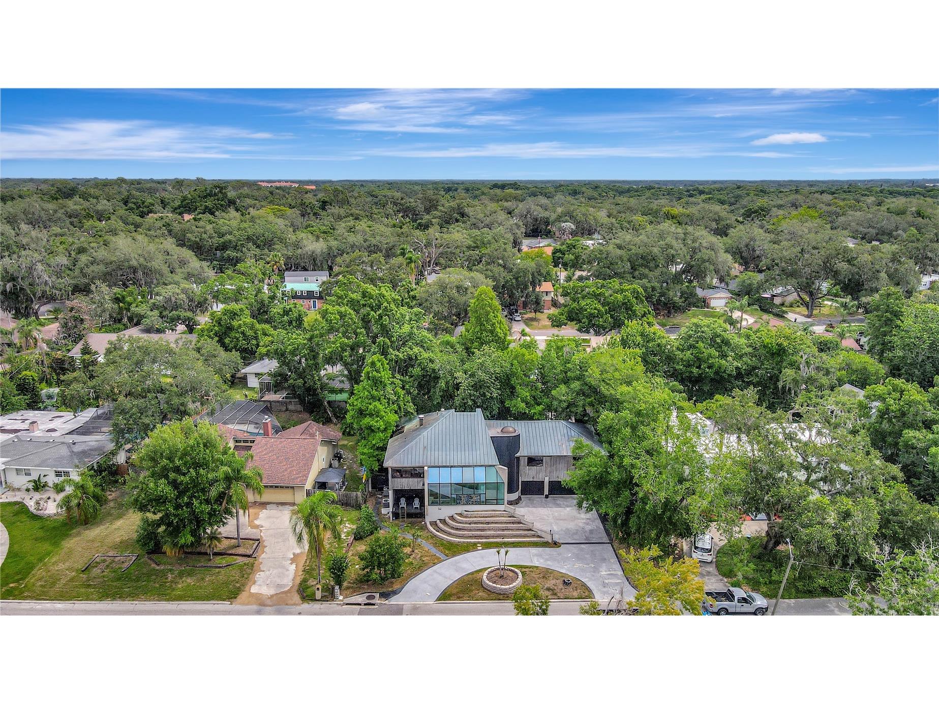 312 S Riverhills Drive Tampa FL 33617 TB8519211 image5
