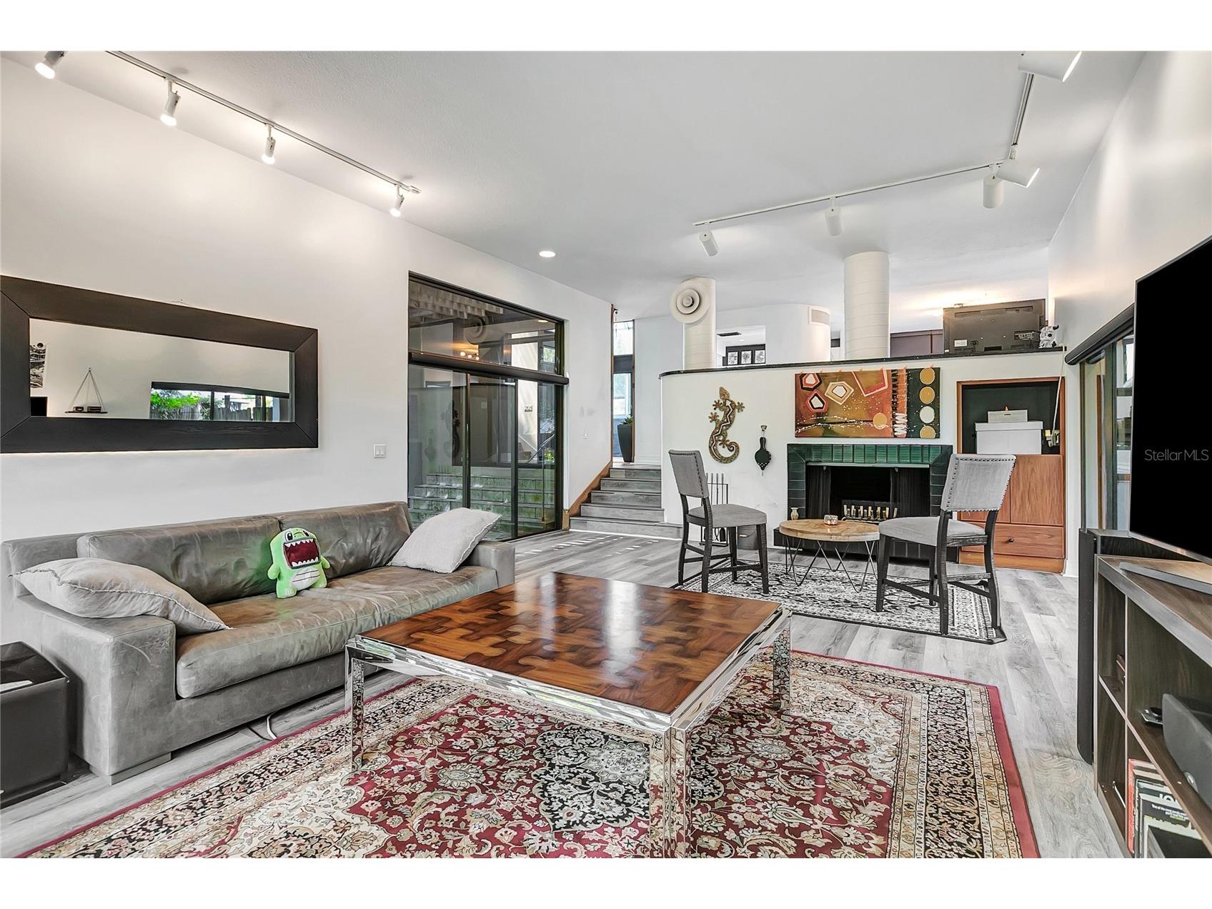 312 S Riverhills Drive Tampa FL 33617 TB8519211 image57