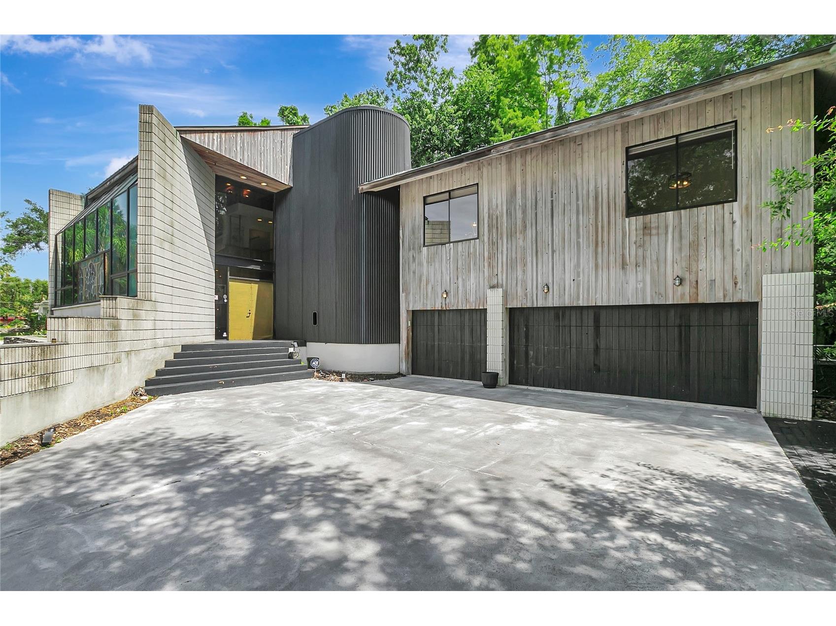 312 S Riverhills Drive Tampa FL 33617 TB8519211 image82