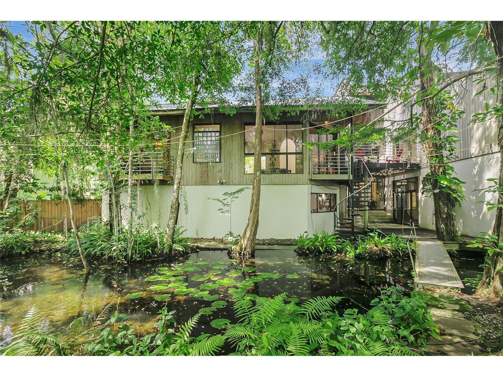 312 S Riverhills Drive Tampa FL 33617 TB8519211 image95