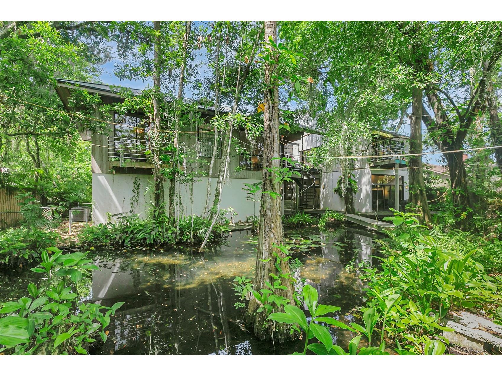 312 S Riverhills Drive Tampa FL 33617 TB8519211 image96