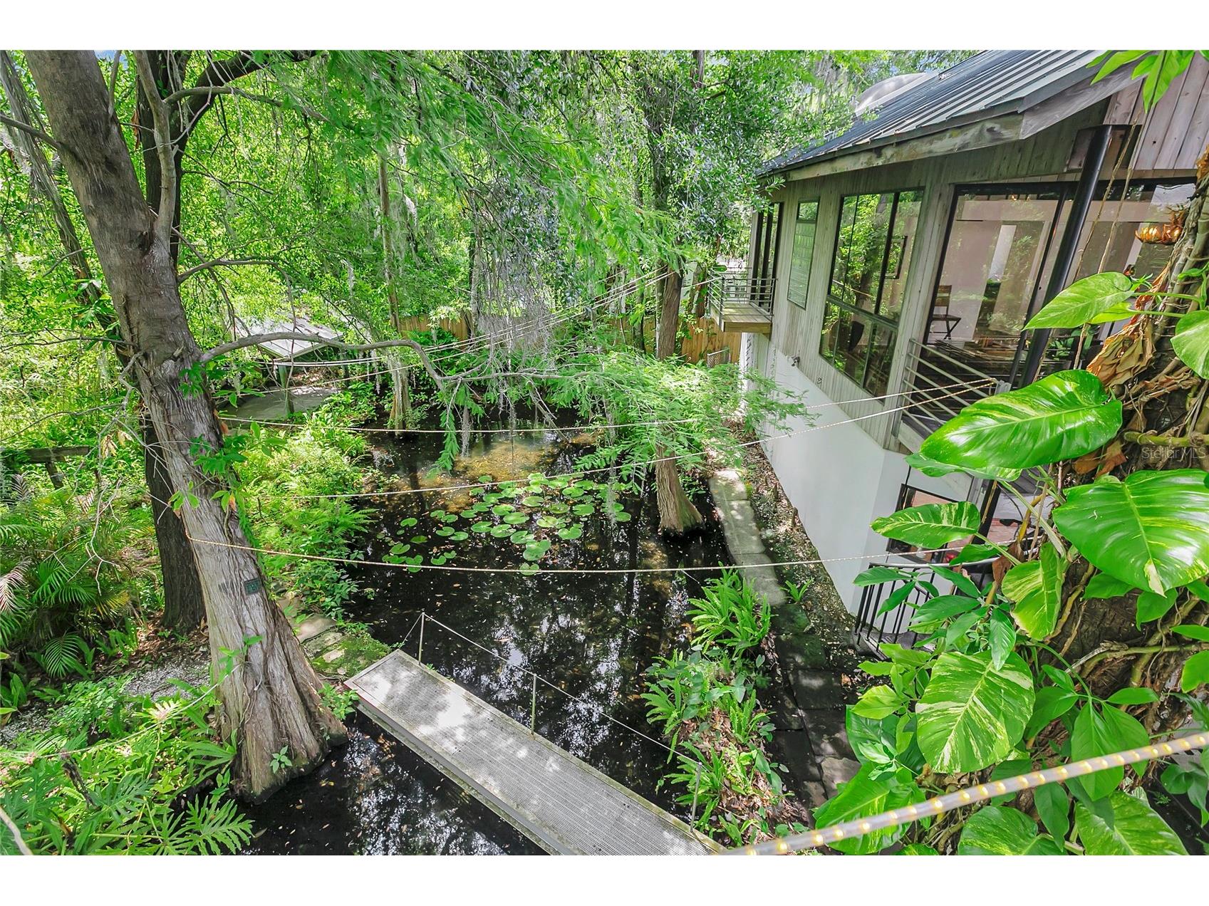 312 S Riverhills Drive Tampa FL 33617 TB8519211 image98
