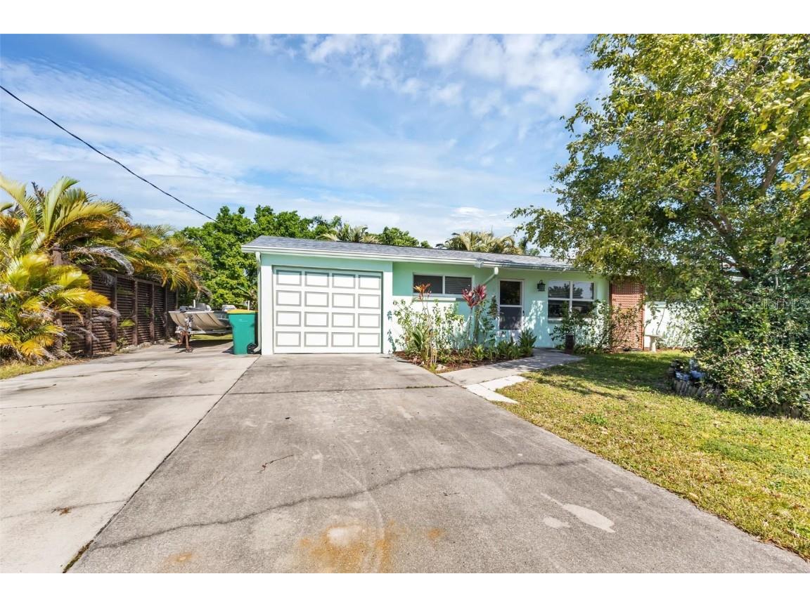 312 San Marie Drive Punta Gorda FL 33950 A4629698 image1
