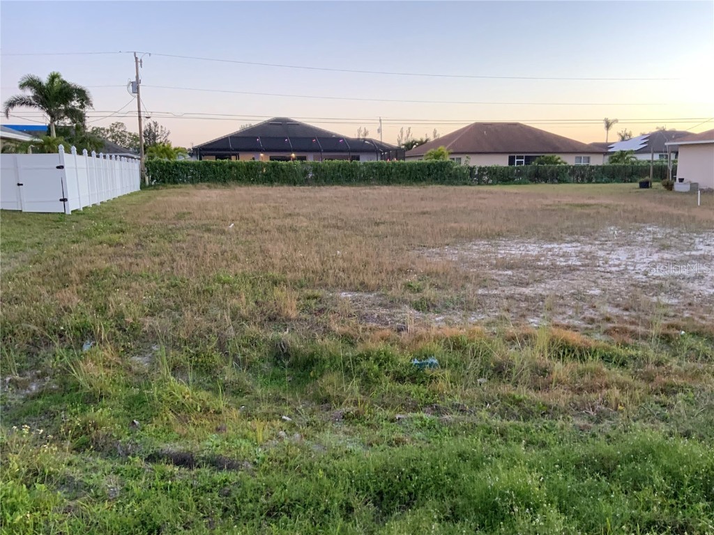 312 SE 19th Lane Cape Coral FL 33990 A4563598 image2