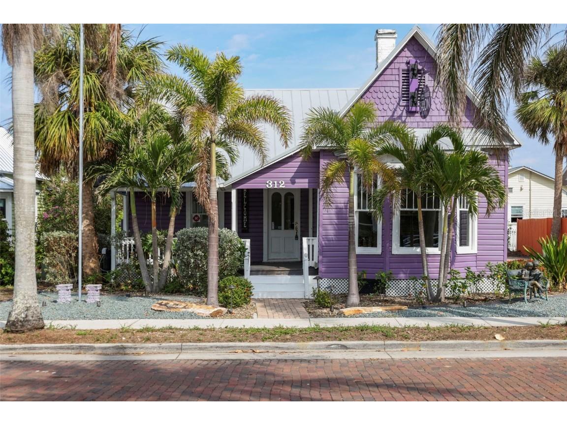 312 Sullivan Street Punta Gorda FL 33950 C7503732 image1