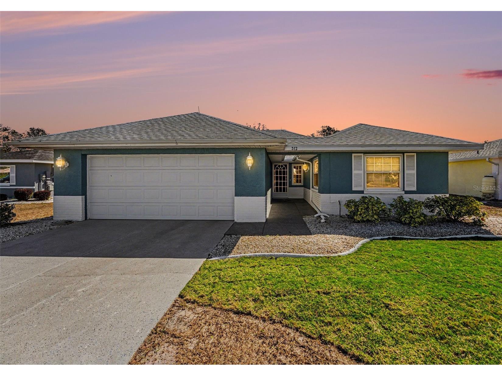 312 Thorn Hill Place Sun City Center FL 33573 TB8480608 image1