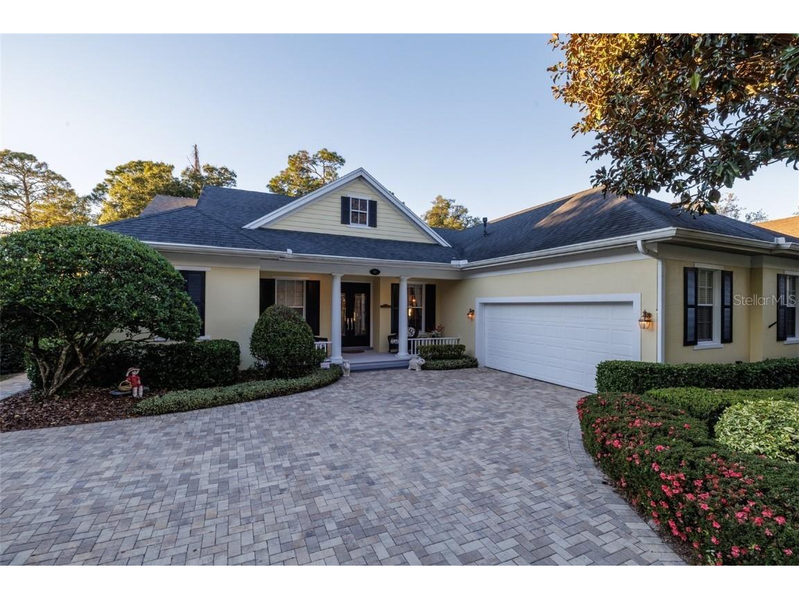 312 W Lake Victoria Circle Deland FL 32724 - Lake Victoria V4946298 image1