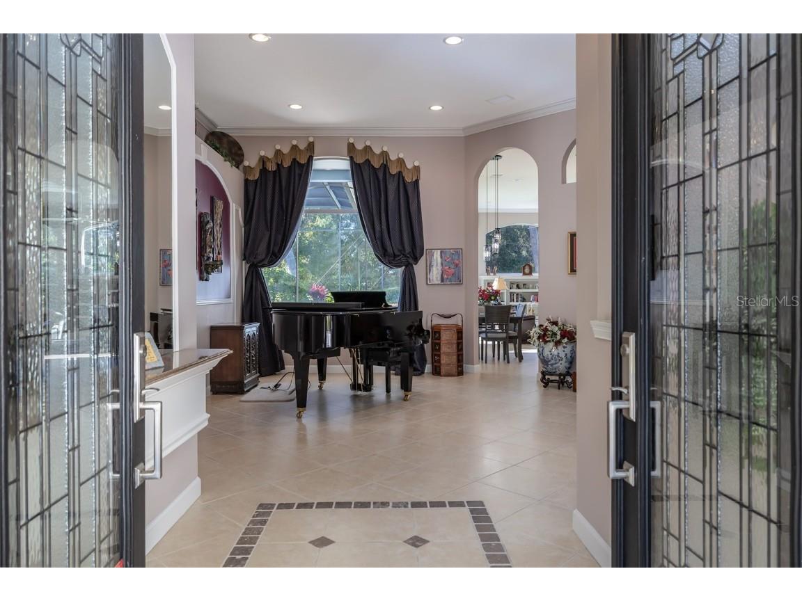 312 W Lake Victoria Circle Deland FL 32724 - Lake Victoria V4946298 image10